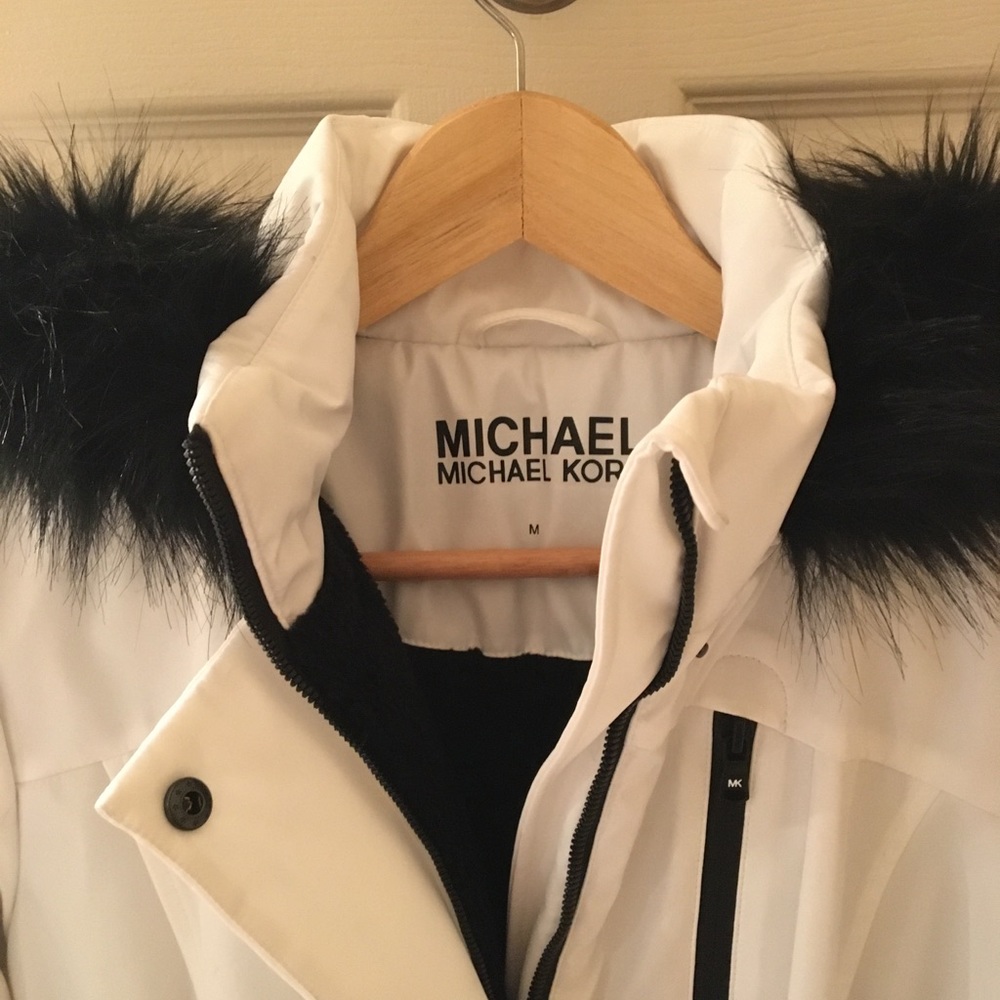 Michael Kors | Puffer jacket (faux fur) - Picture 10 of 16